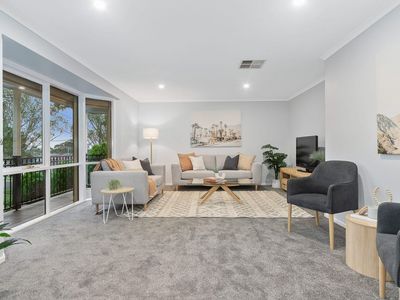 4 Koomaloo Pl, Carrum Downs