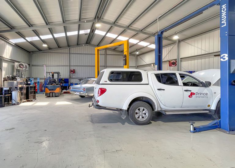 4 Hill Court, Portland