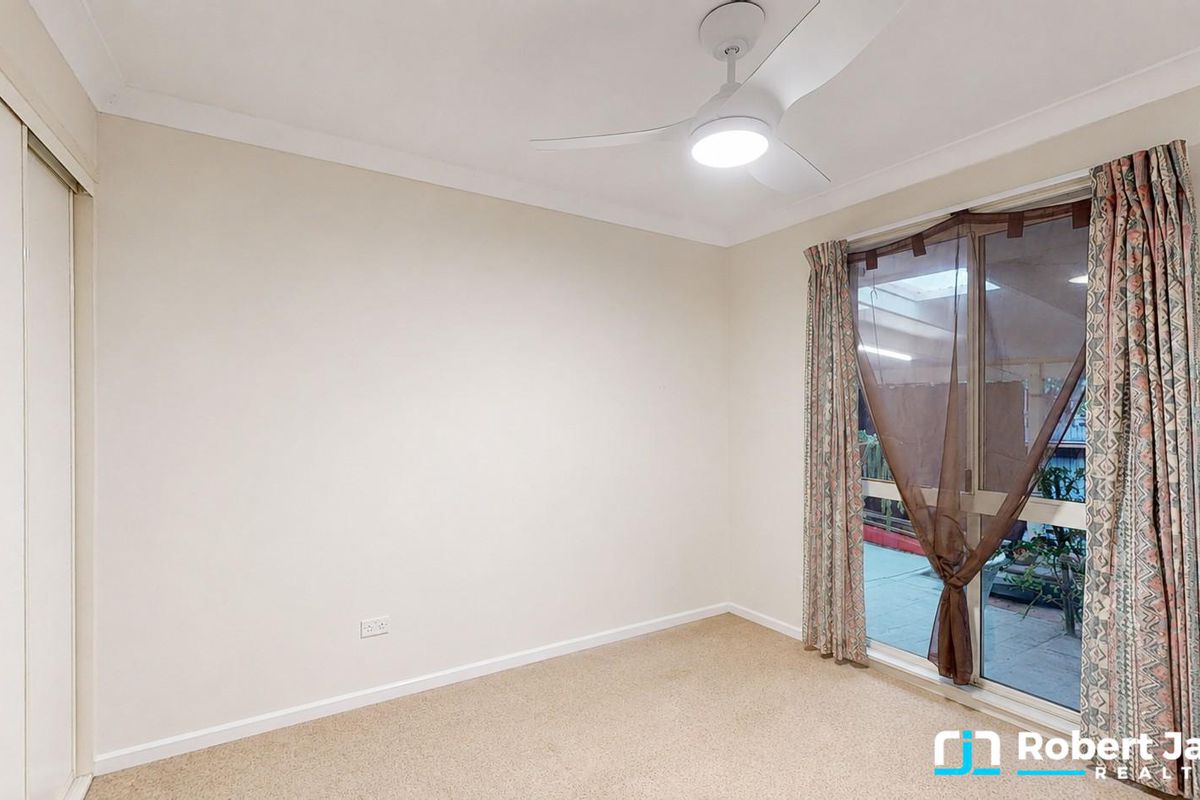 23 Golf Course Drive, Tewantin