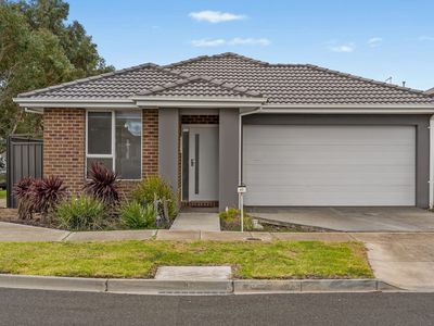 61 Abbeygate Drive, Werribee