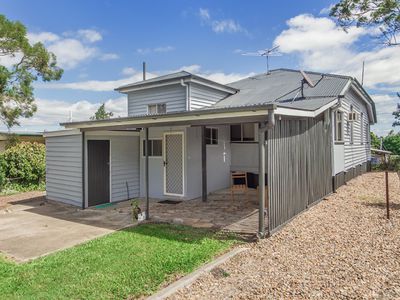 6 Rodney Street, Silkstone