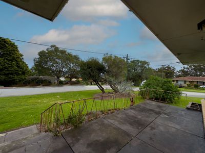 40 Weston Drive, Swan View