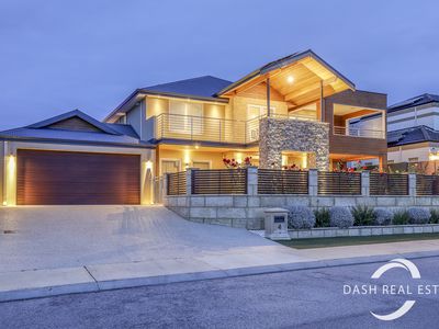 4 Malibu Entrance, Iluka