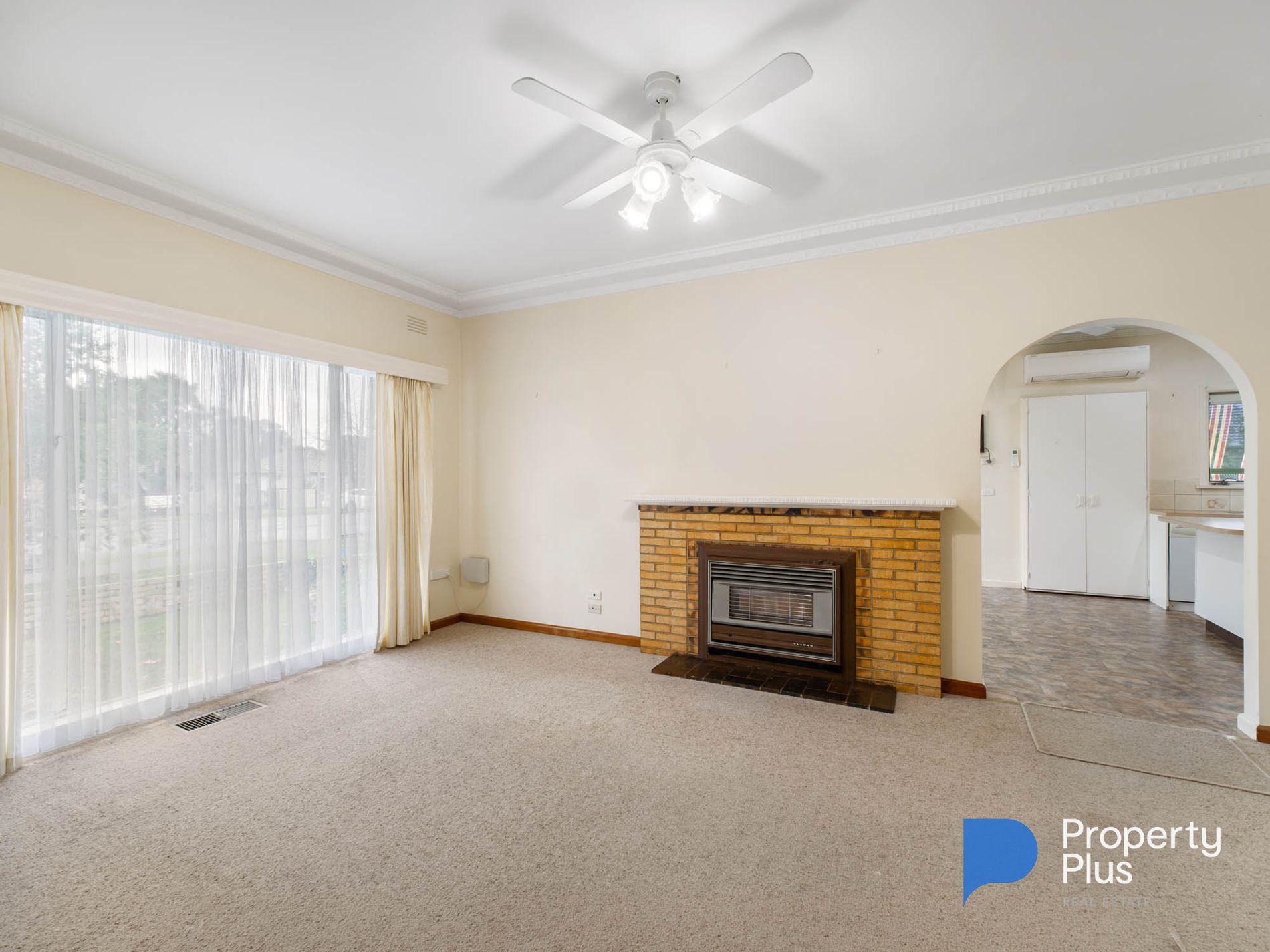 154 MacKenzie Street West, Golden Square