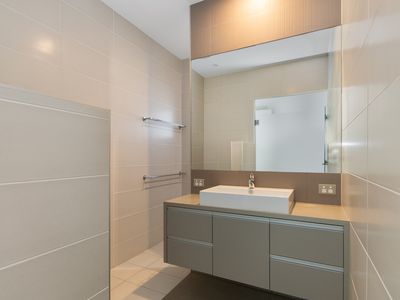 6 Panorama Court, North Ward