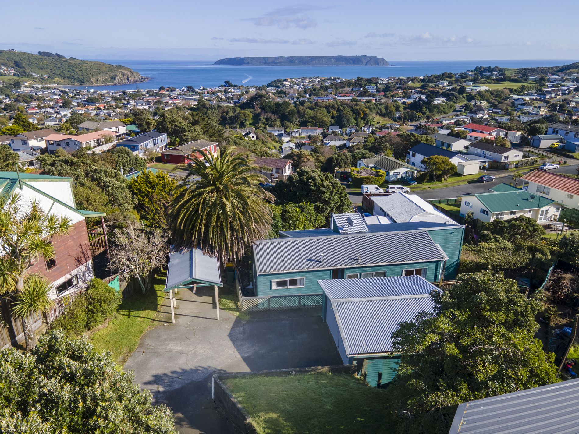 129 Gloaming Hill, Titahi Bay