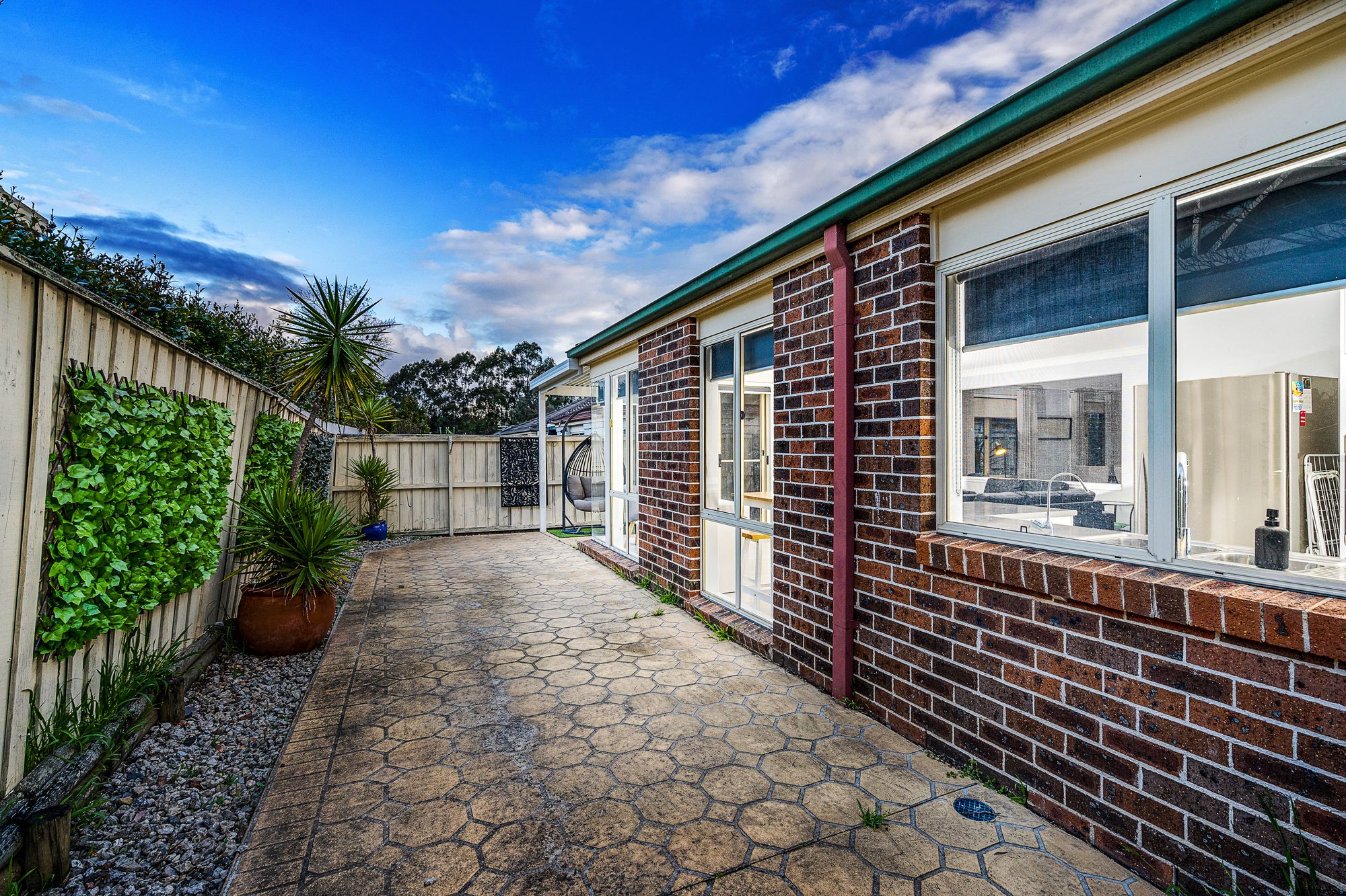 39 Canyon Drive, Stanhope Gardens