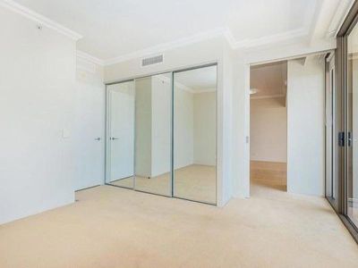 703 / 50 Marine Parade, Southport