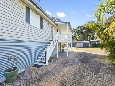 1 / 120 Cypress, Torquay