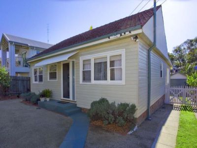 36 Poulter St, West Wollongong
