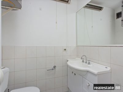 22 / 132 Mounts Bay Road, Perth