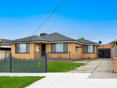 13 Winamurra Crescent, Thomastown