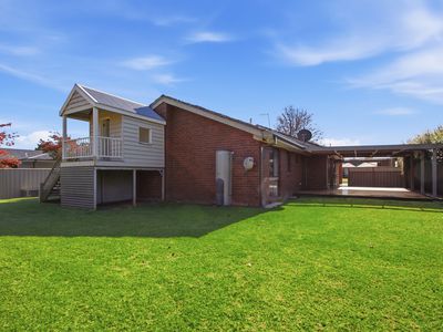 20 Montgomery Street, Sale