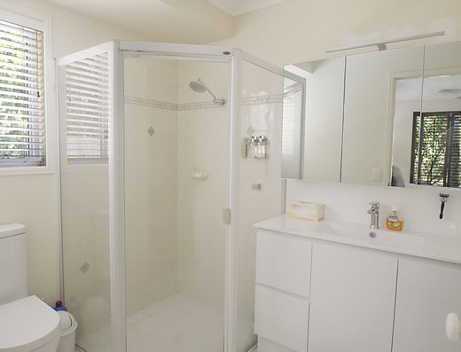 Family home in quiet cul-de-sac (Wheelchair friendly) image 14