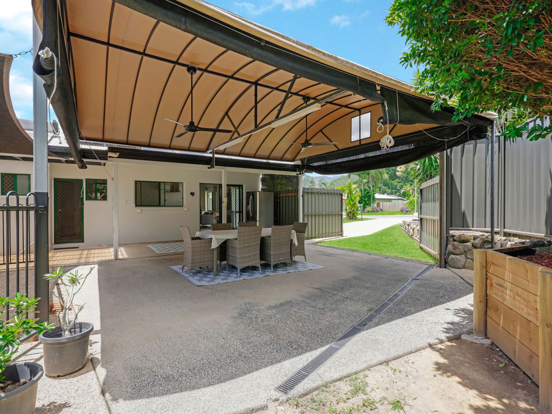 10 Verbena Drive, Mount Sheridan