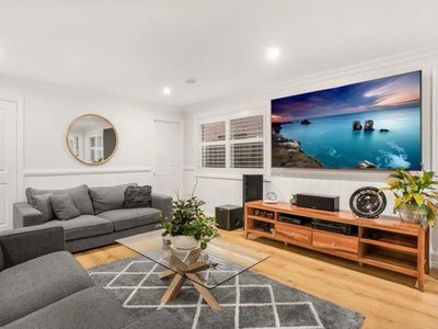 11 Normanton Place, Berwick