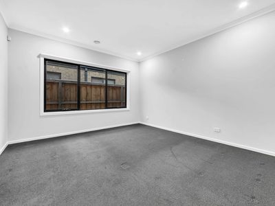 13 Carcoola Rise, Clyde North