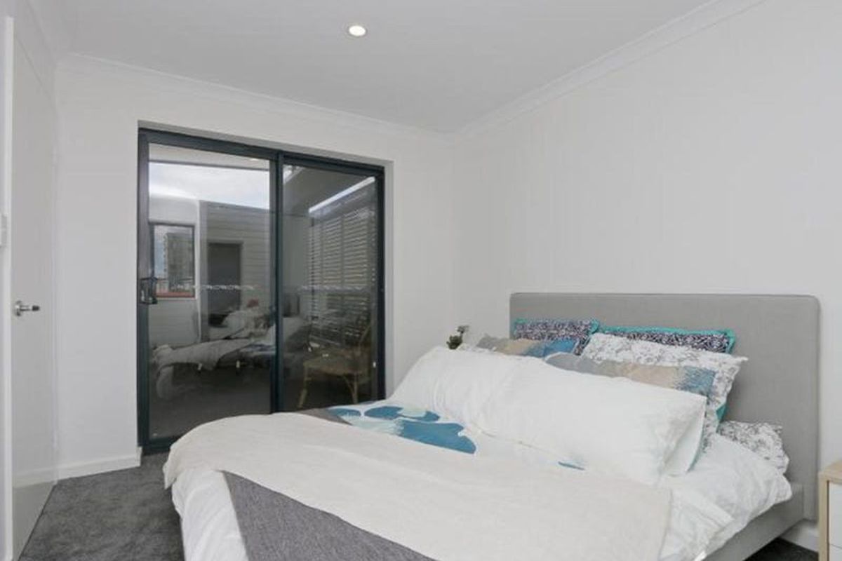 1 / 8 Salisbury Road, Rivervale