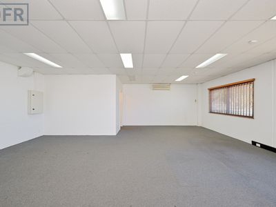 23 Emplacement Crescent, Hamilton Hill