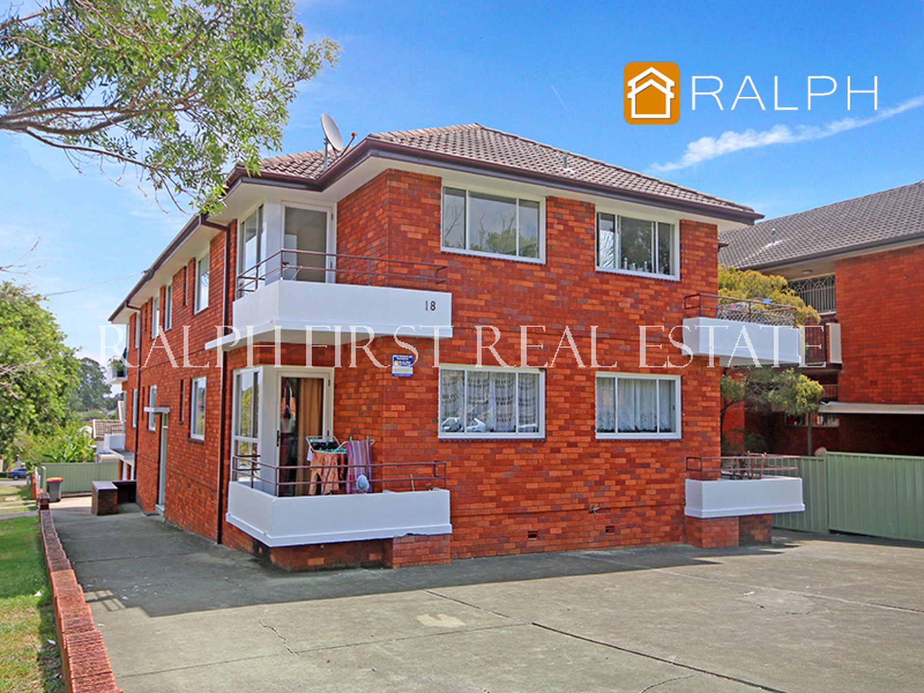 8 / 18 Shadforth Street, Wiley Park