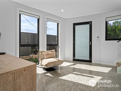 4 / 40 Bungarra Crescent, Chipping Norton