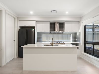 20 Bentwing Road, Huntley