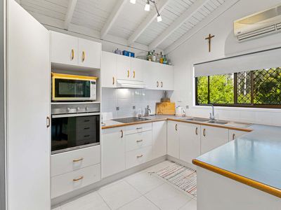10 Stellaris Way, Rochedale South