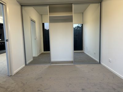 D6061 / 7 Bennelong Parkway , Wentworth Point