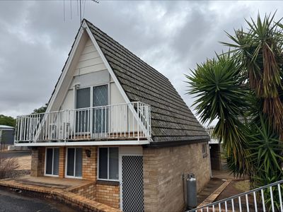 5 / 12A Elouera Place, Parkes