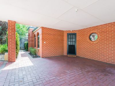 18 Easton Lane, Doubleview