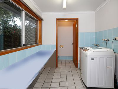 6 ALLAN STREET, Bungalow
