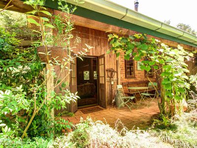 394 Western Avenue, Montville