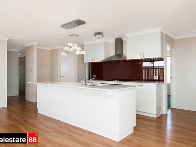 8 Quenda Road, Harrisdale