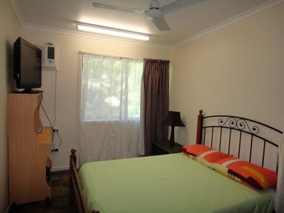 2 / 55 Helen, Cooktown