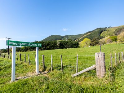 7 Maungakotukutuku Road, Paraparaumu