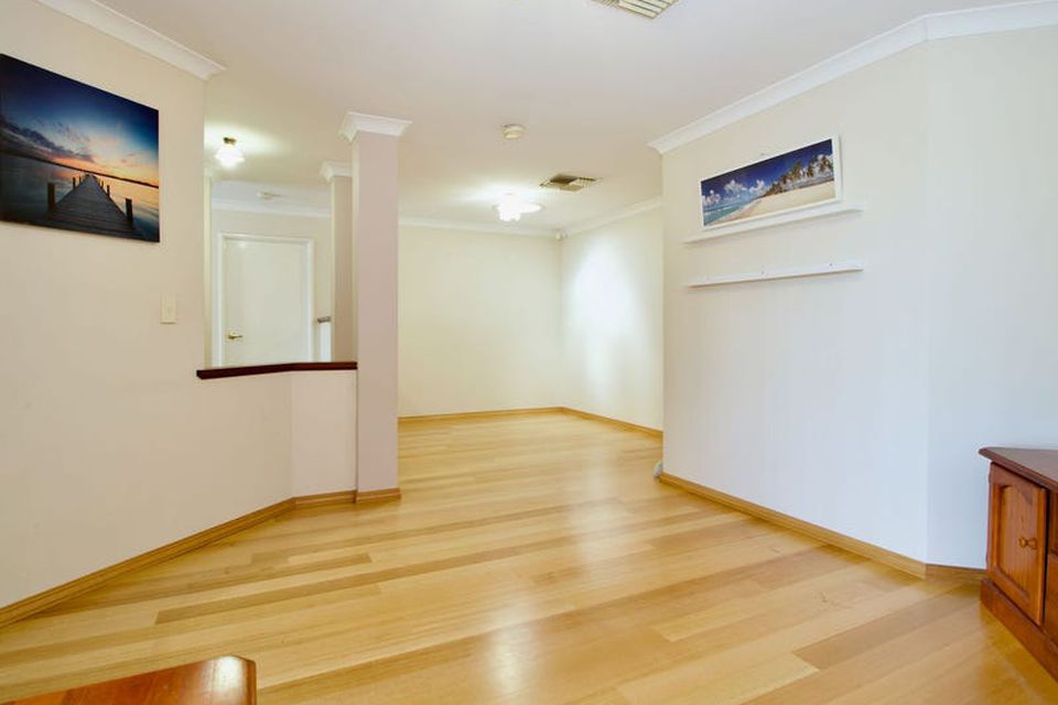 32 Argonaut Avenue , Waikiki