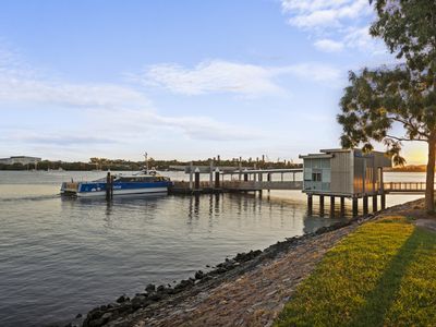 10414 / 320 MacArthur Avenue, Hamilton