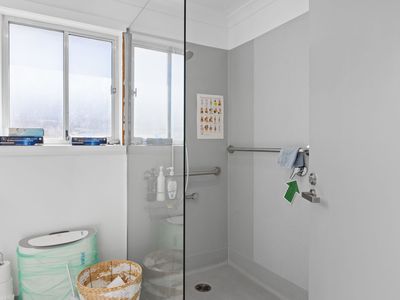 1 / 256 Peel Street West, Summerhill