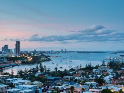 3 Tedder Avenue , Main Beach