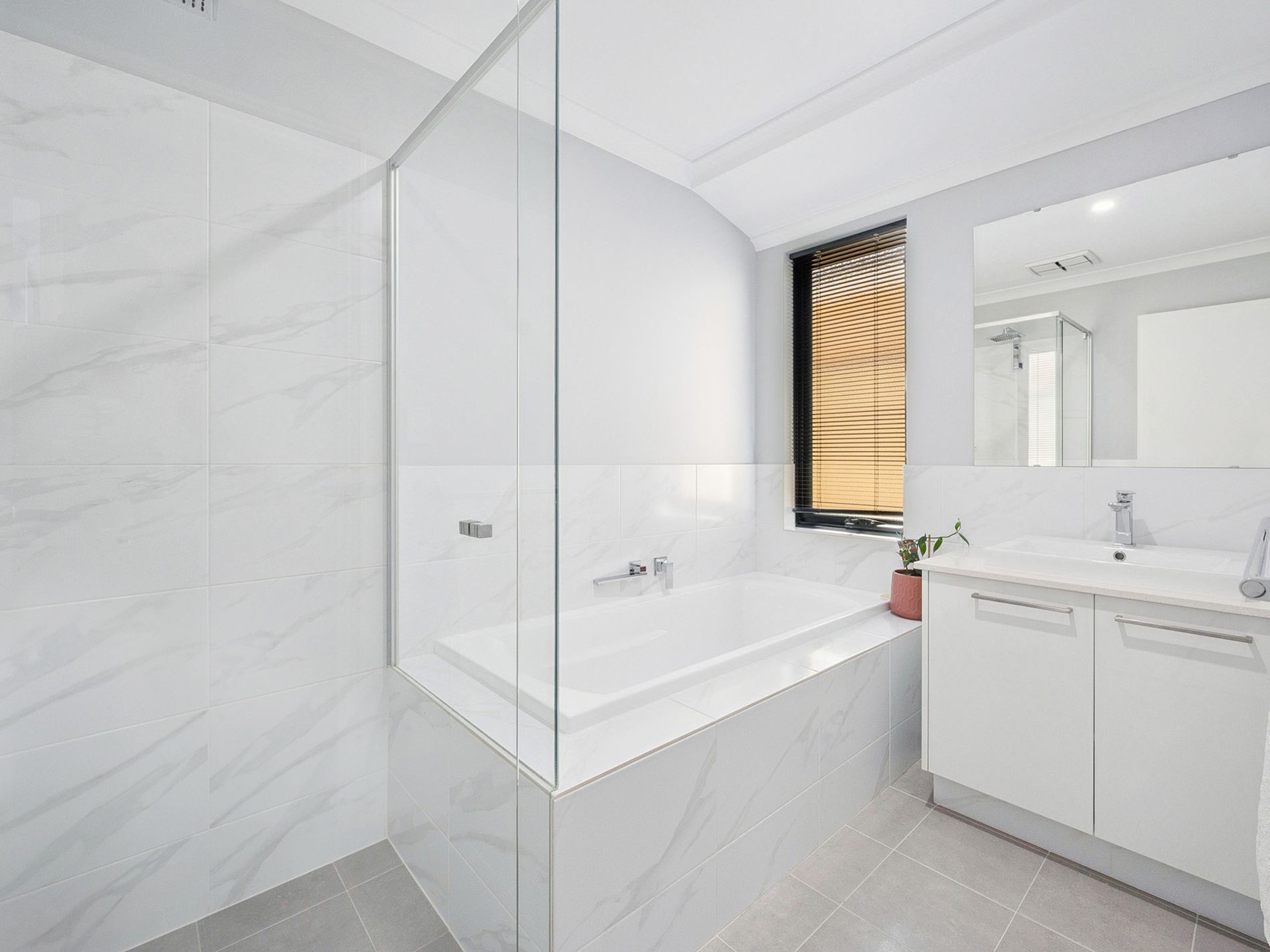 18 Lancaster Loop, Piara Waters