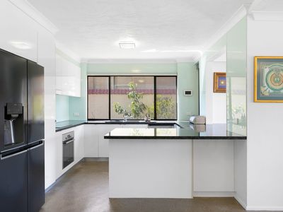 1 / 239 Stanhill Drive, Surfers Paradise