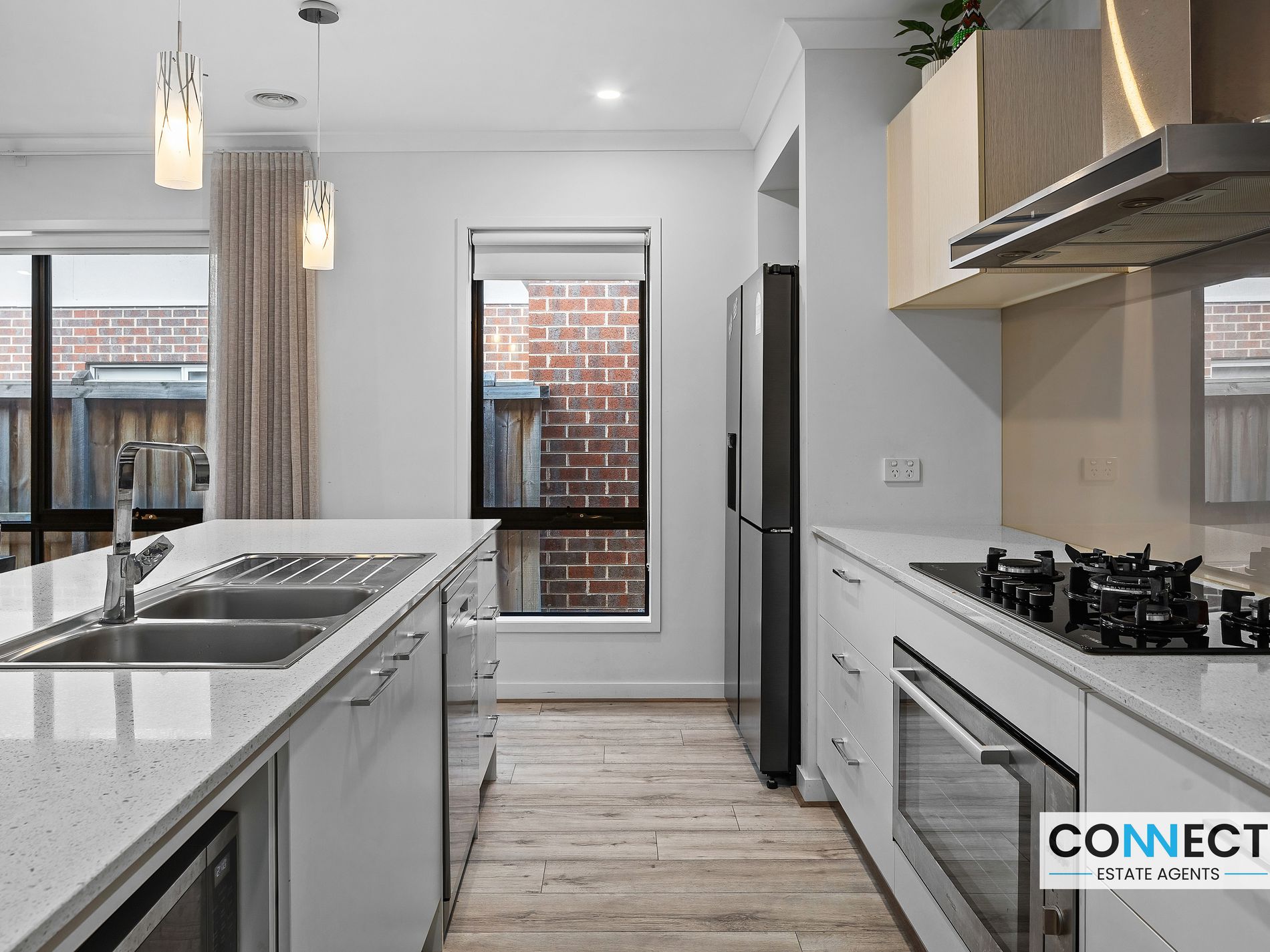 21 Dewhurst Circuit, Cranbourne East