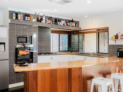 36 Holcombe Road, Warnbro