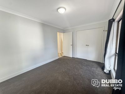 1 Newcombe Court, Dubbo