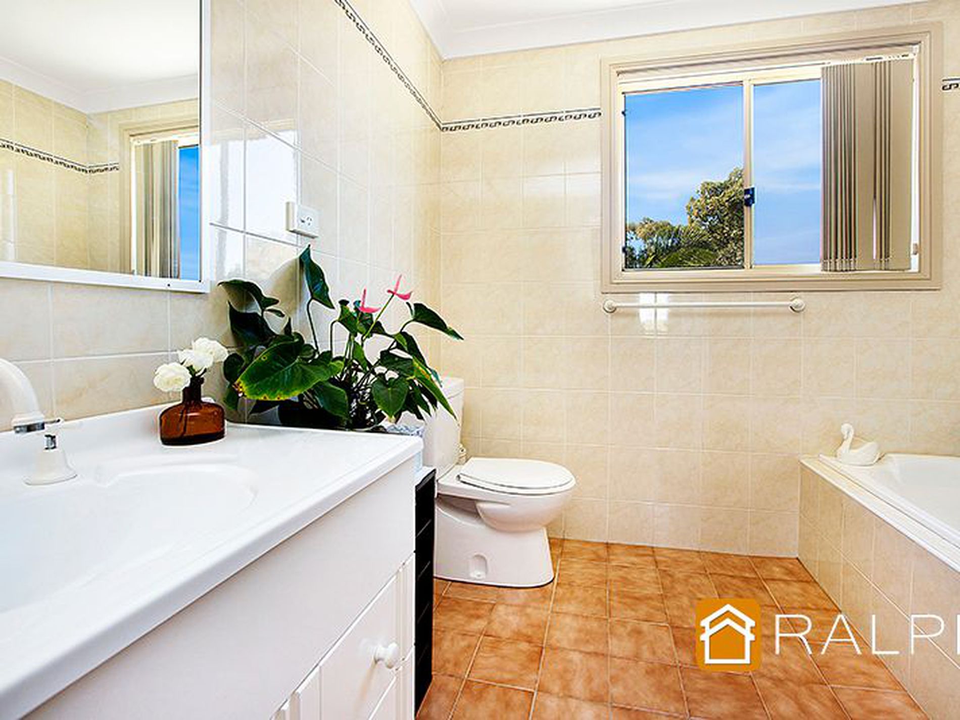 1 / 52 Nelson Avenue, Belmore