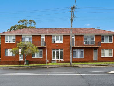 4 / 5 First Avenue, Warrawong