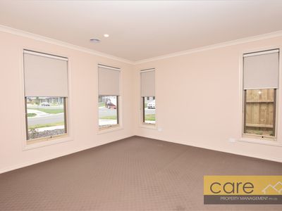 84 COCHIN DRIVE, Clyde North