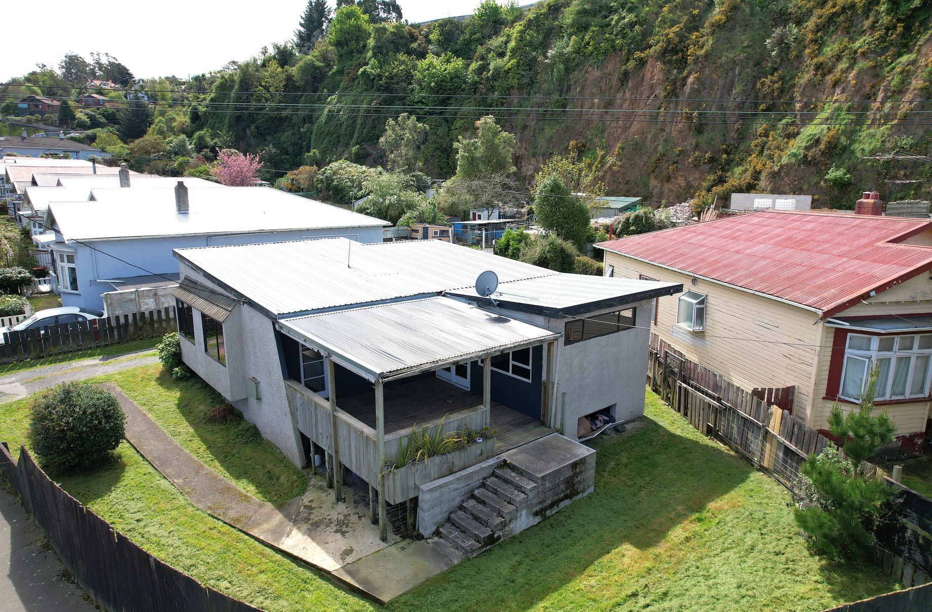 96 South Road, The Glen