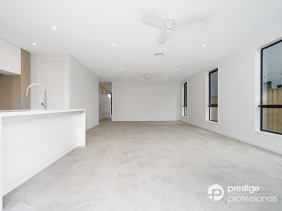 6 Keys Parade, Milperra