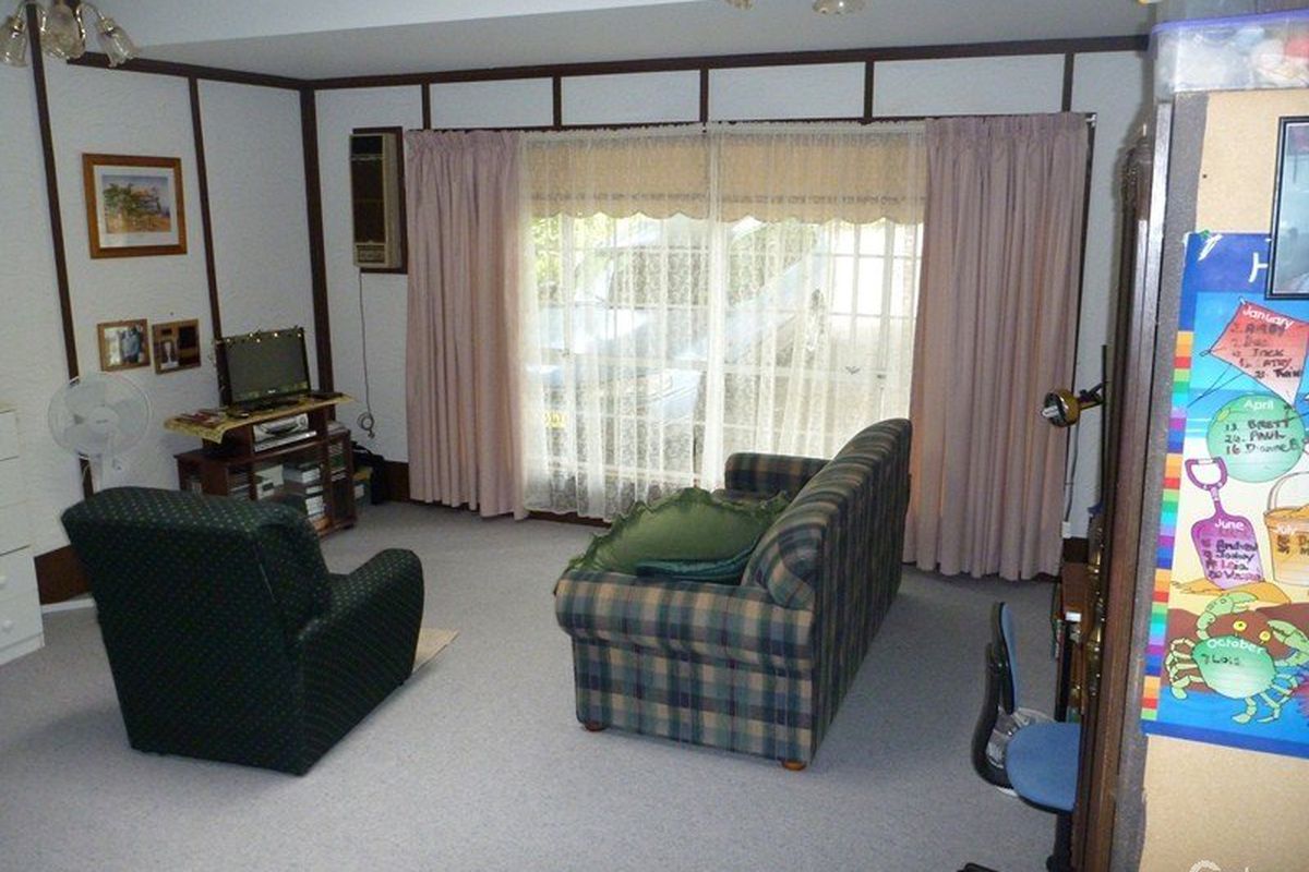 7 Rugby Close, Wyoming